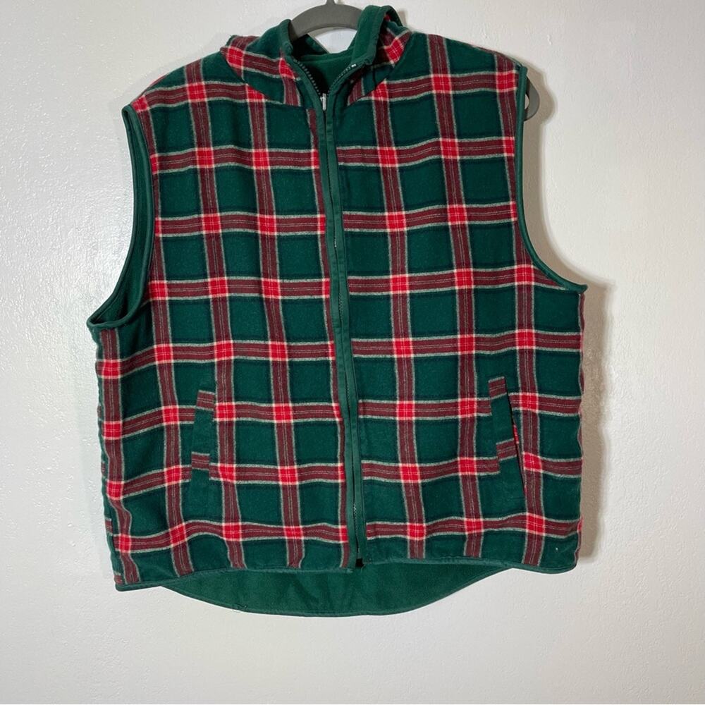 Carolyn Taylor Sport, Vintage Reversible Fleece Vest. Size XL. Green and plaid